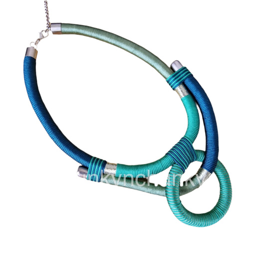 Green statement necklace