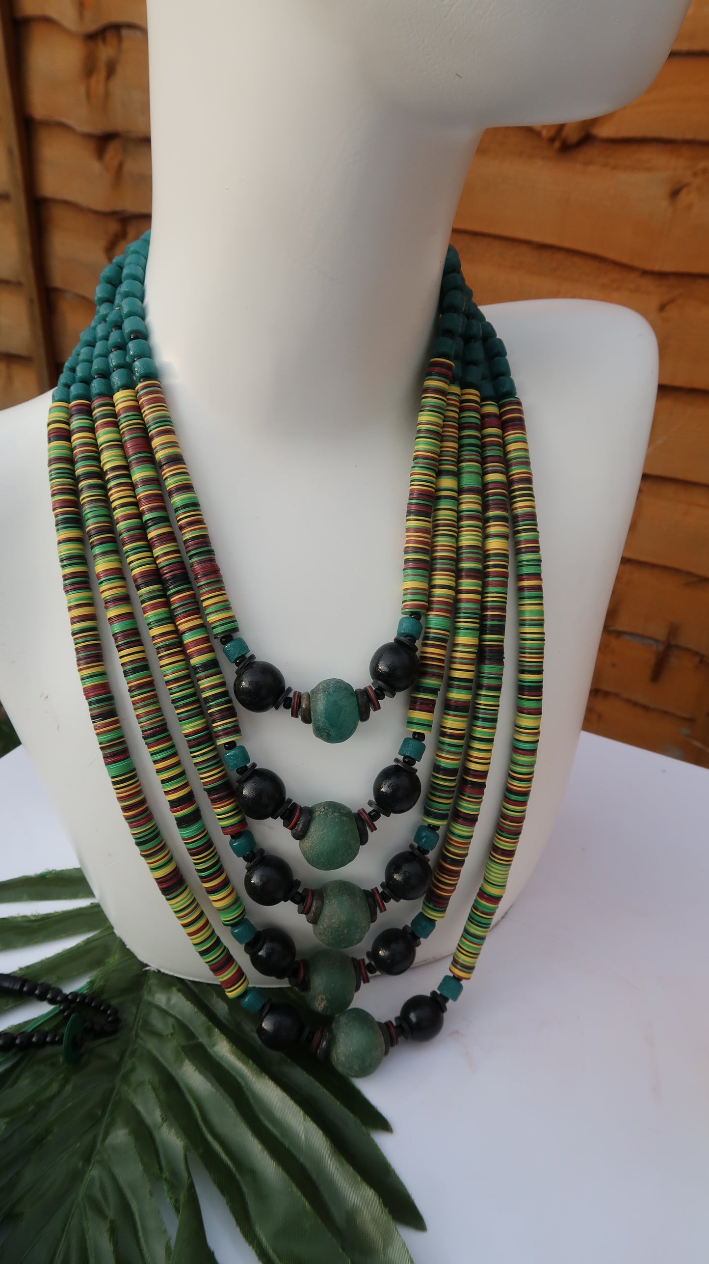Green multi-coloured statement necklace