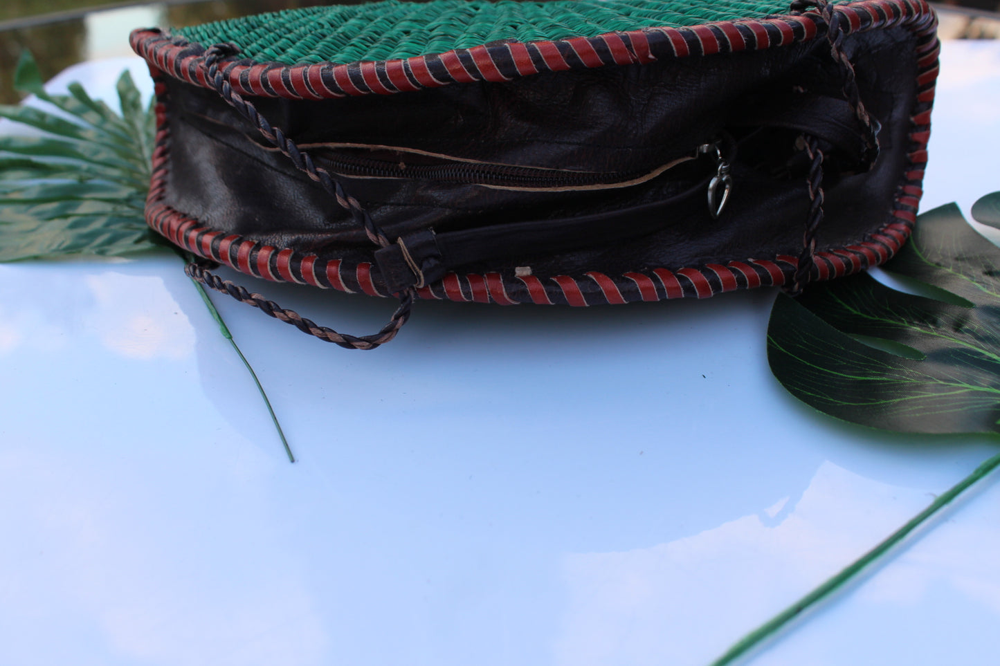 Fan shaped green straw bag