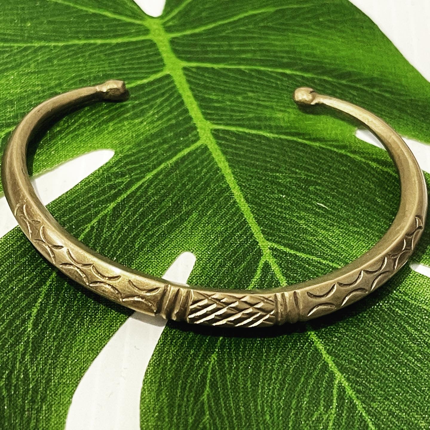 Brass African bracelet - adjustable