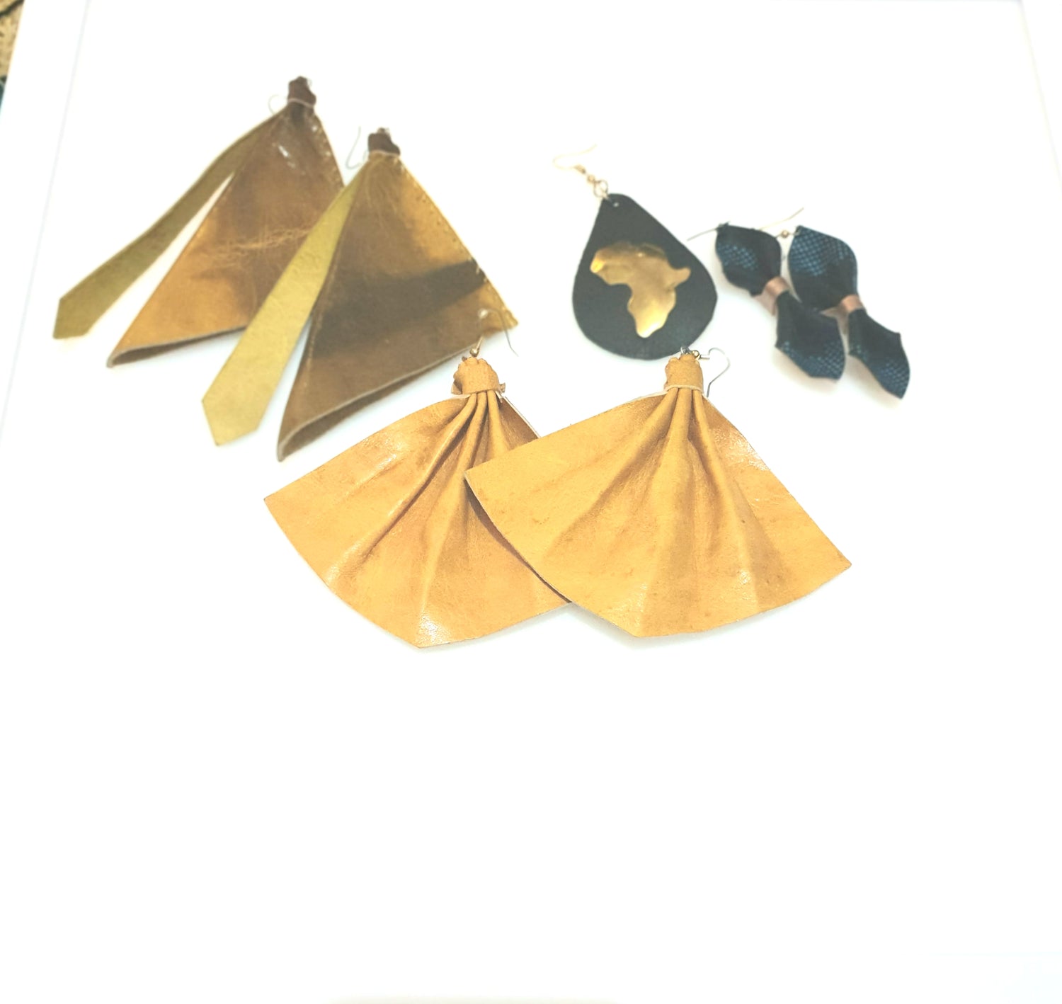 Leather earrings