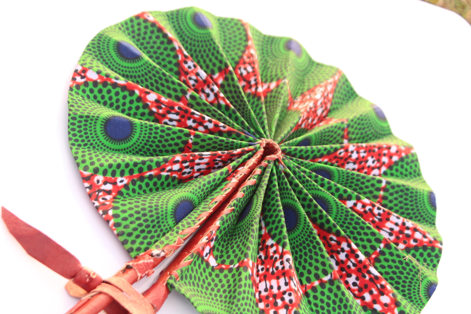 Foldable African fan