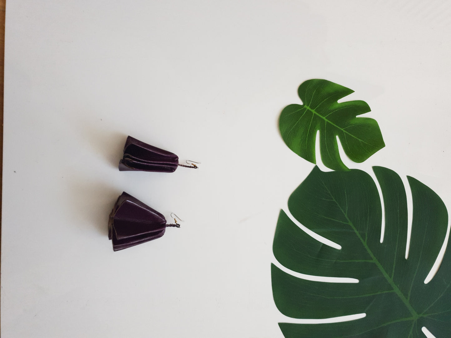 Leather statement earrings - purple