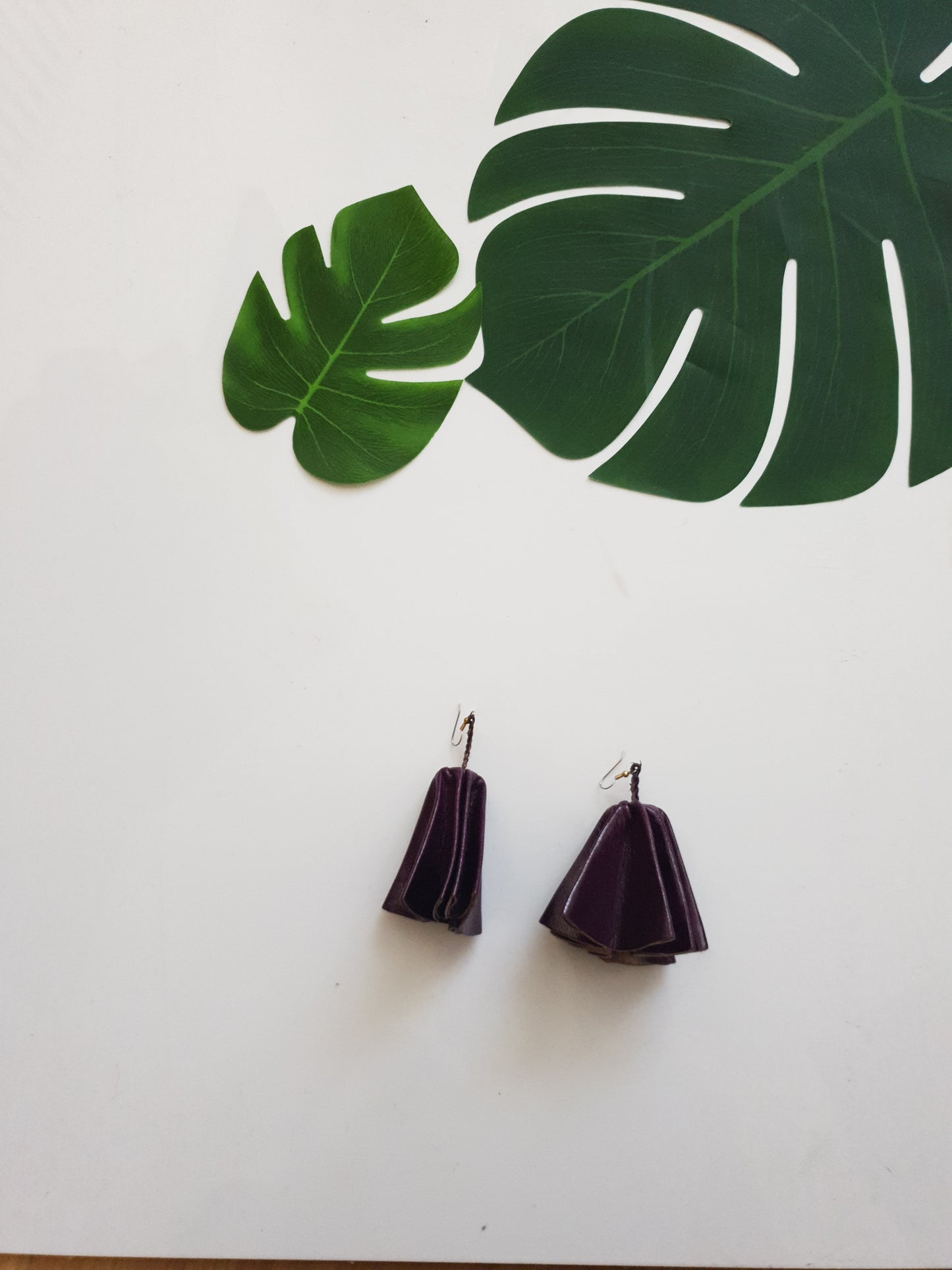 Leather statement earrings - purple