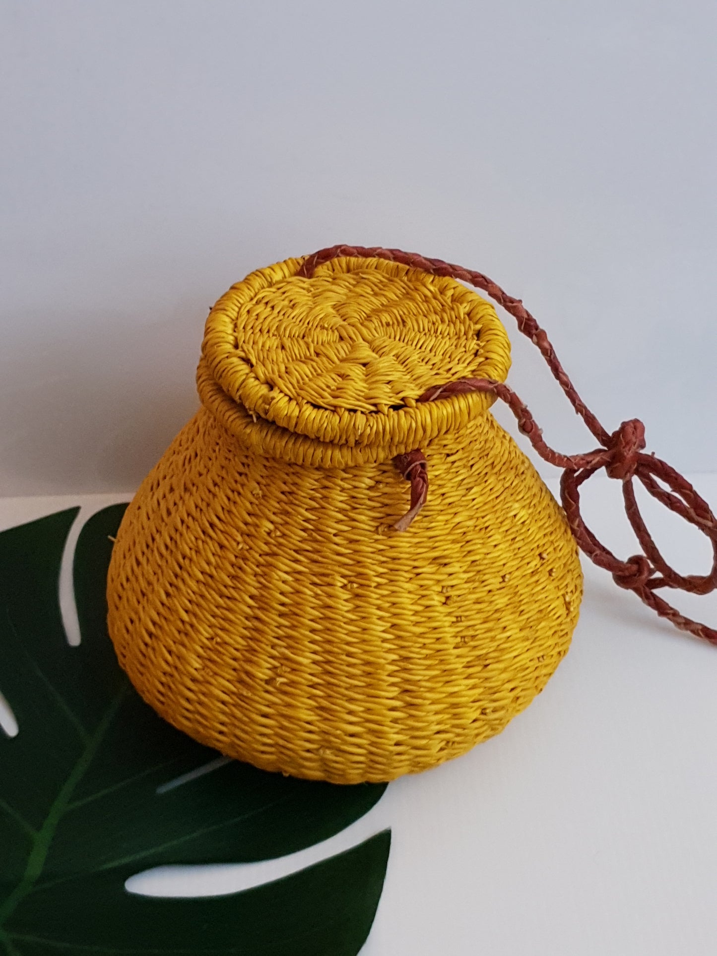 Yellow pot rattan straw bag