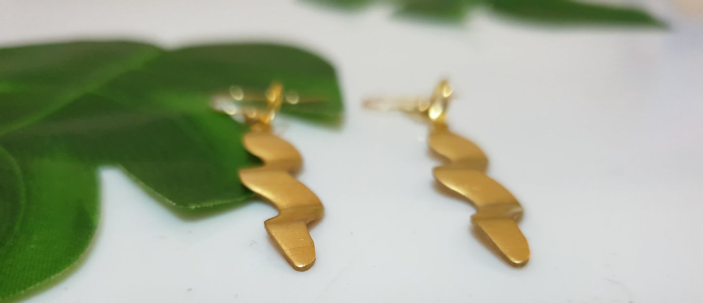 Medium squiggle shaped brass Earrings
