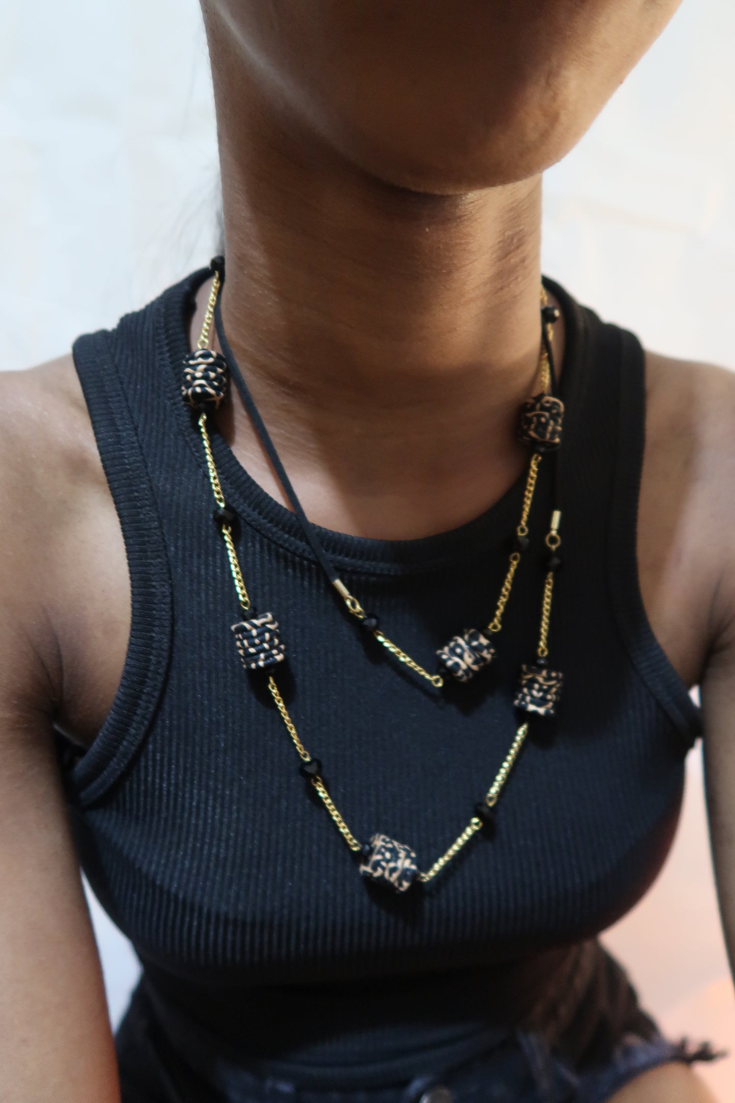 Unique black and gold necklace
