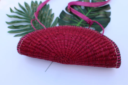 Fan shaped red straw bag -