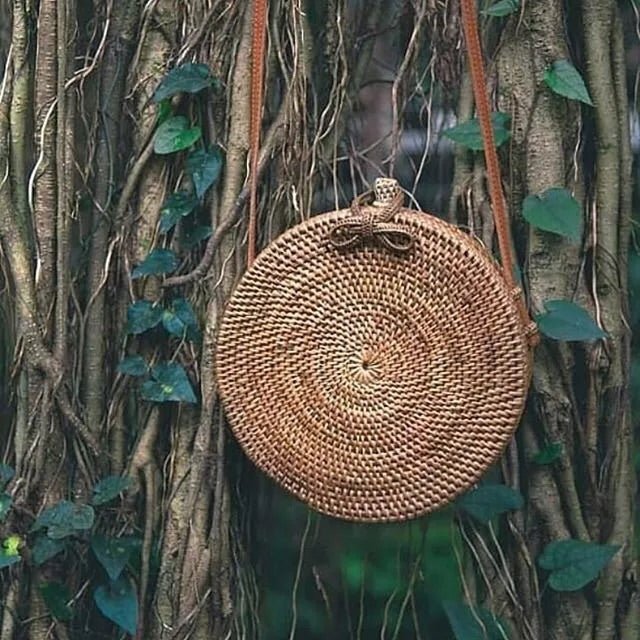 Bali Island Hand Woven Rattan Straw Bags Satchel Circle Bag